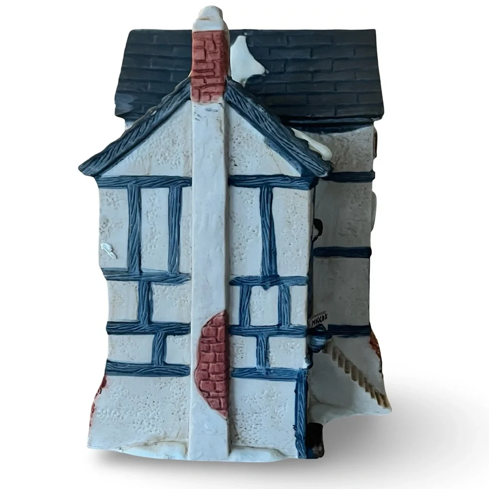 Department 56 Dickens’ Village 1984 “Brush & Basket Shop”